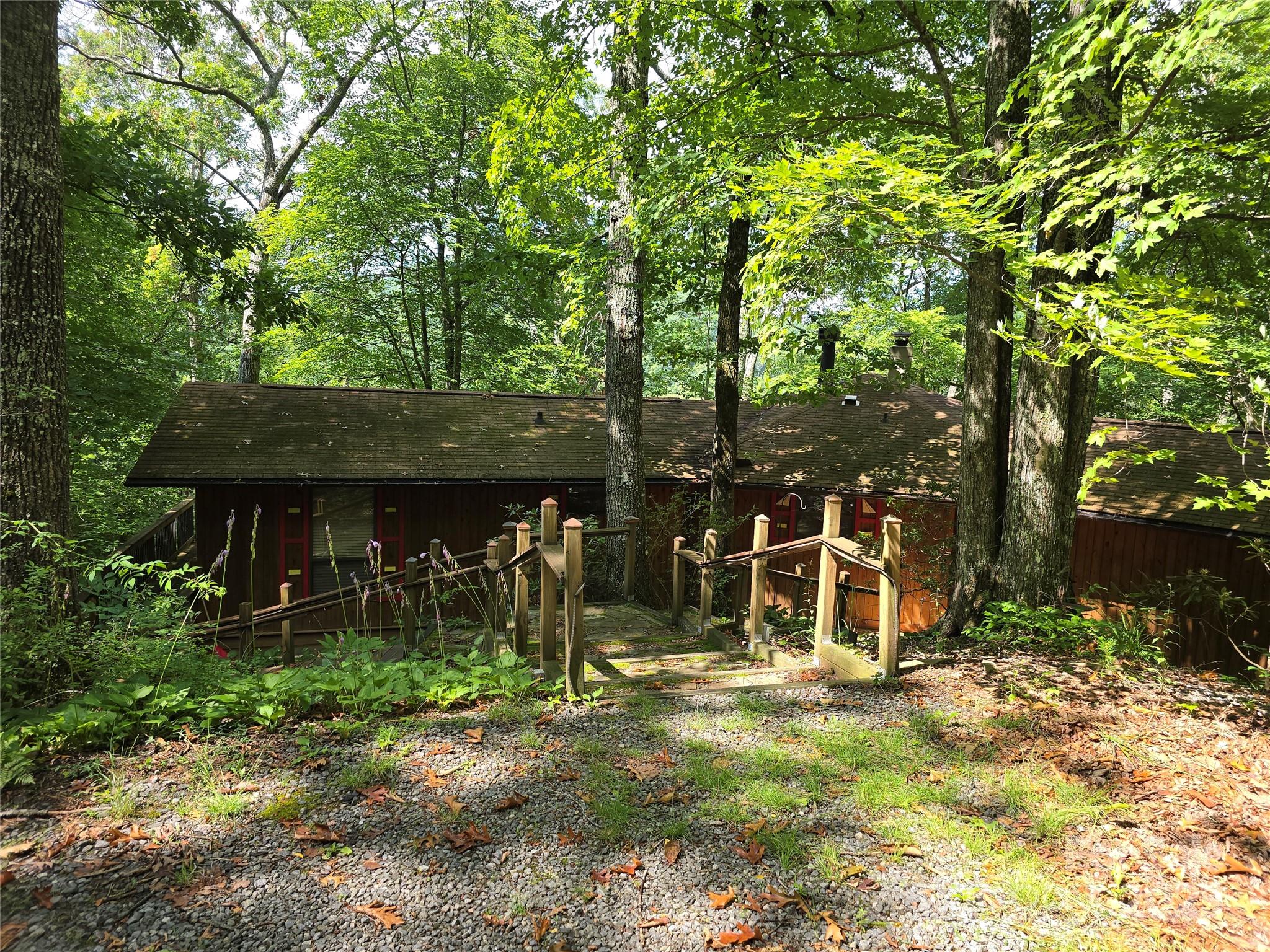 12 White Oak Trail