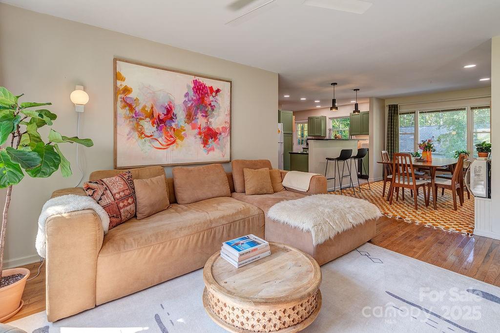 2 Homewood Drive