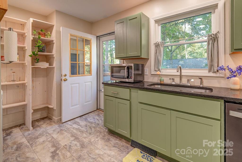 2 Homewood Drive