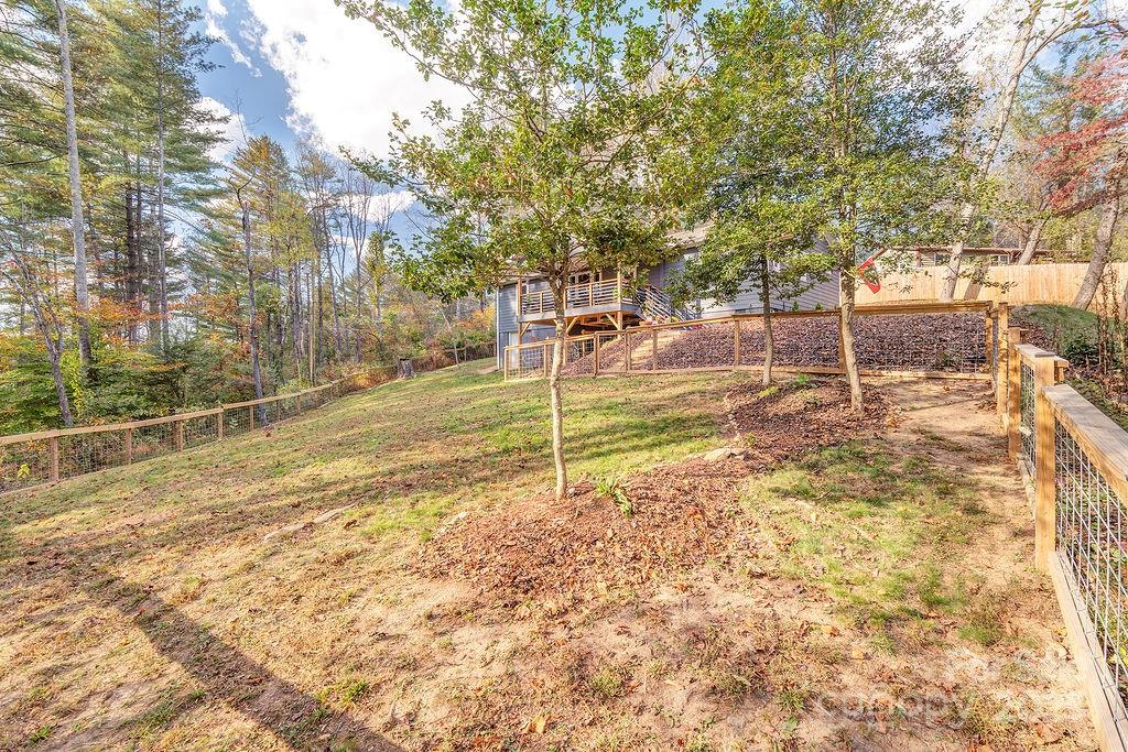 15 Edmond Woods Place