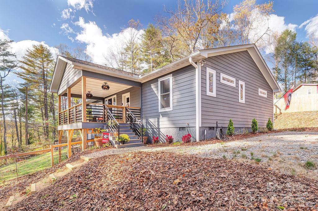15 Edmond Woods Place