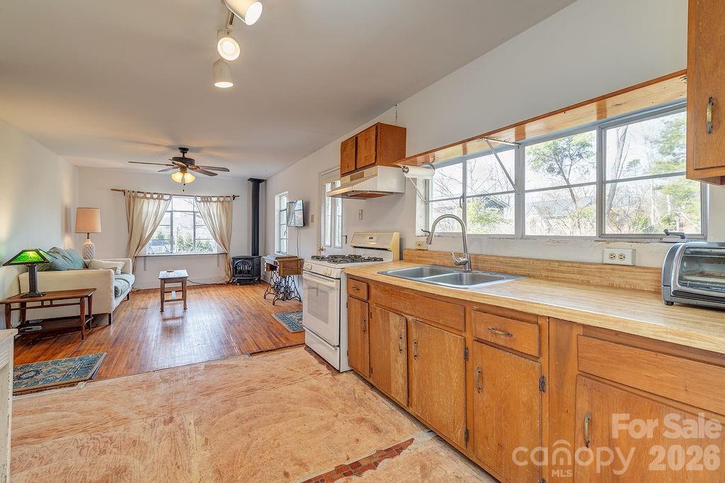 224 Old Home Road