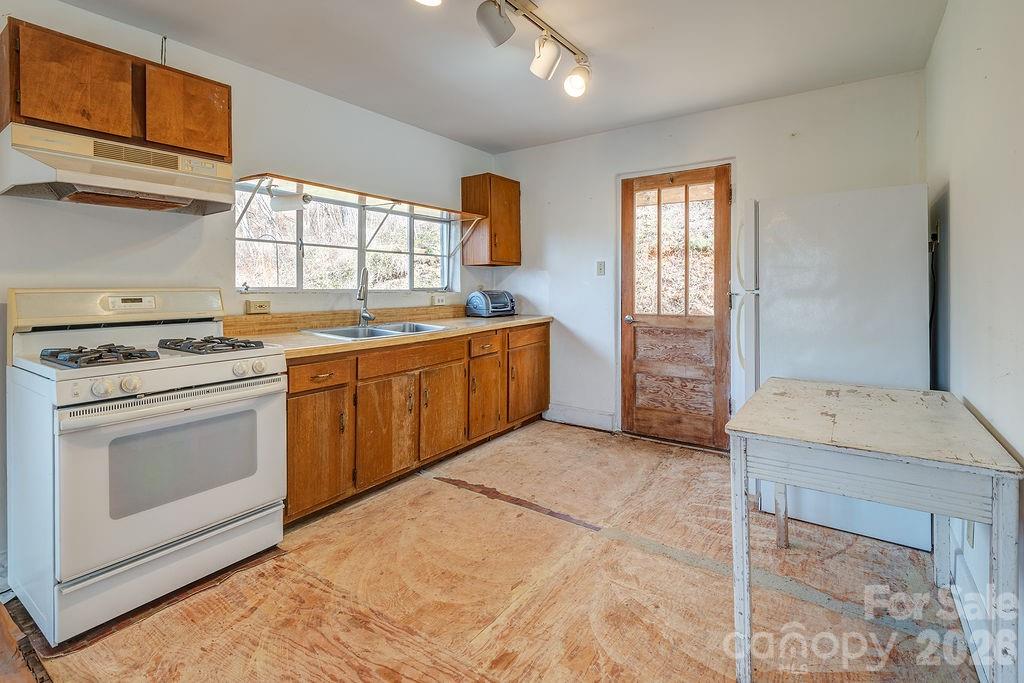 224 Old Home Road