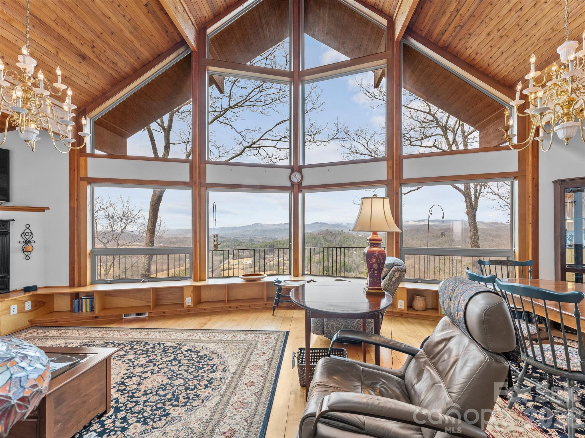 768 Gardner Lane