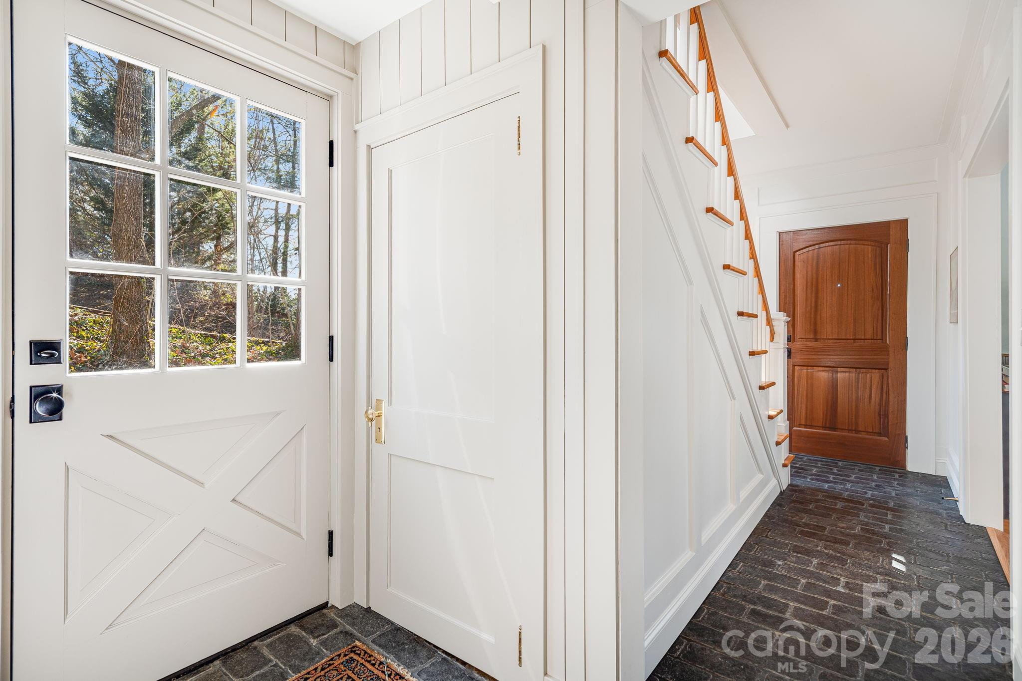 22 Kenilwood Place