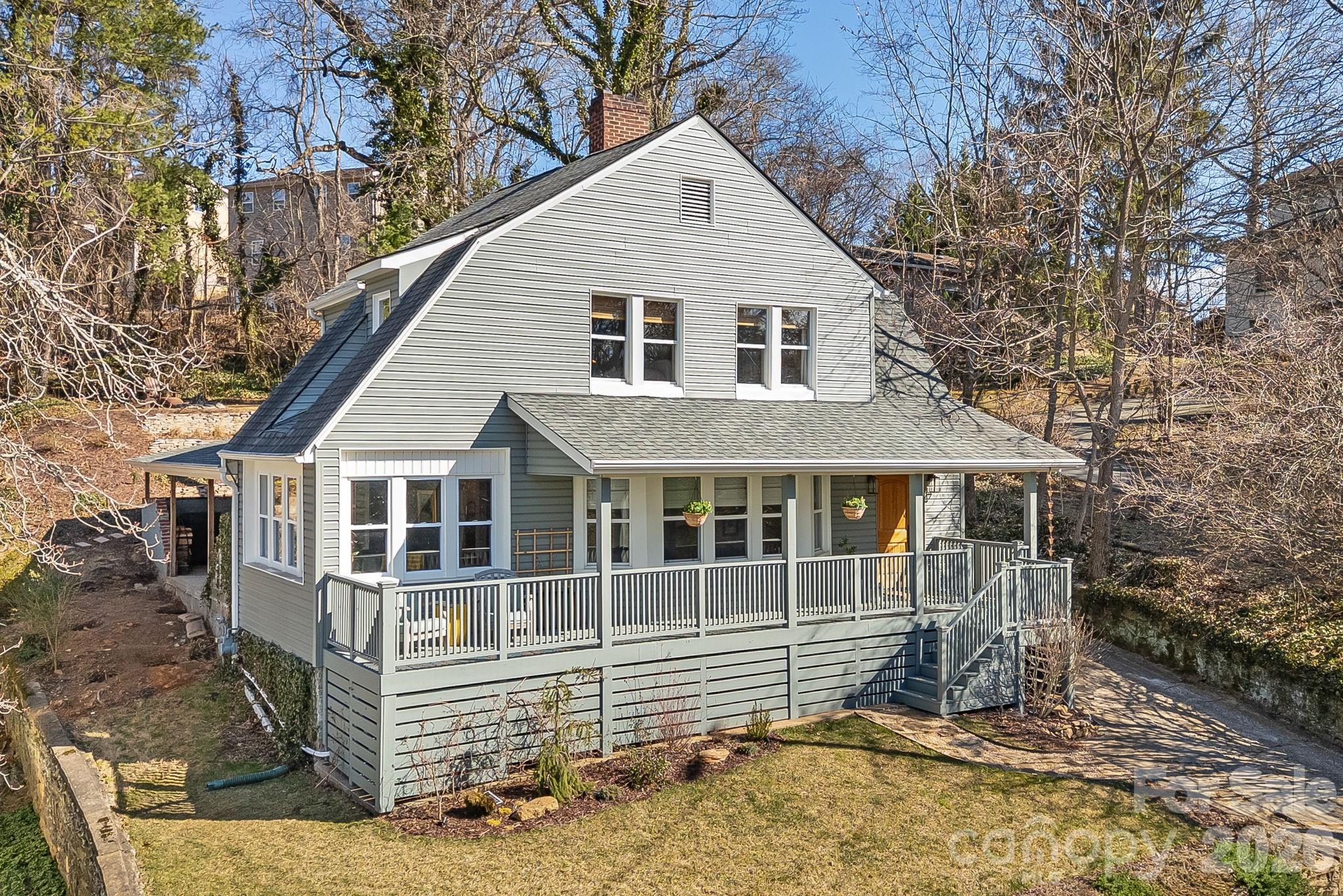 22 Kenilwood Place