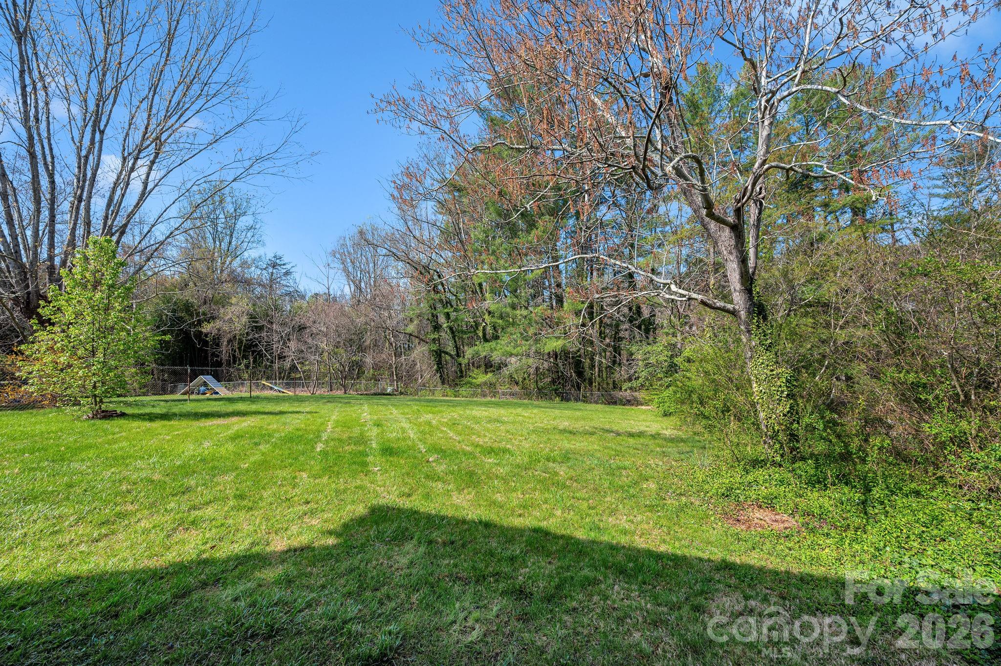 8 N Pershing Road