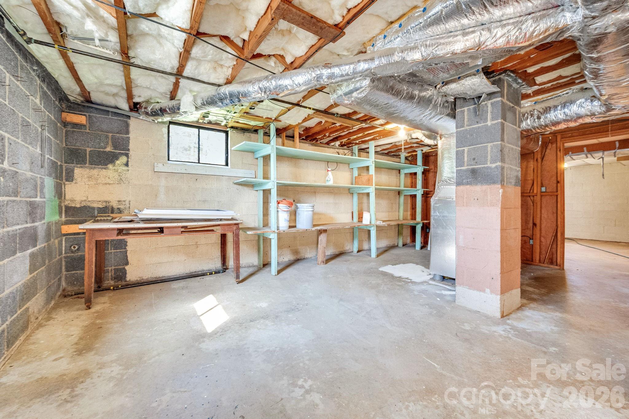 8 N Pershing Road