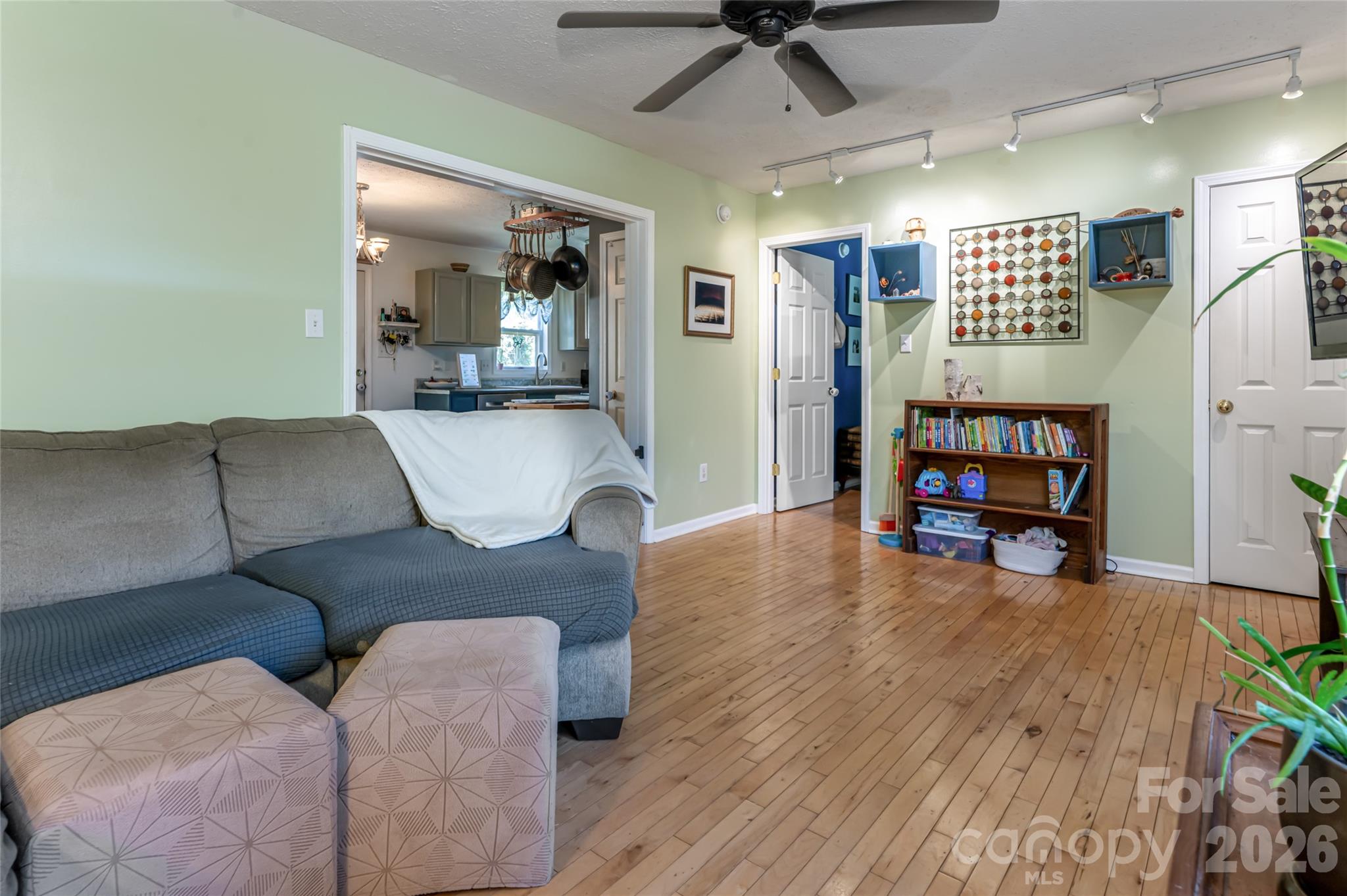 339 Hi Alta Avenue