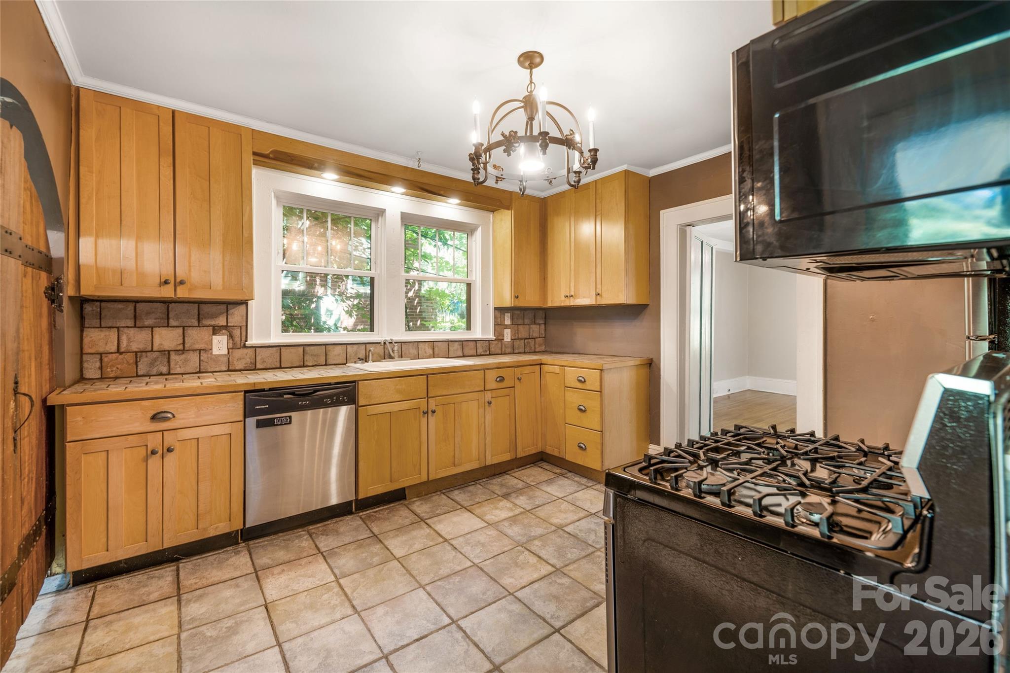 109 Forest Hill Drive Unit: 1