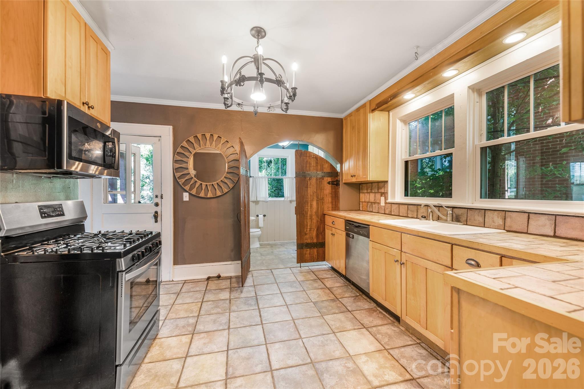 109 Forest Hill Drive Unit: 1