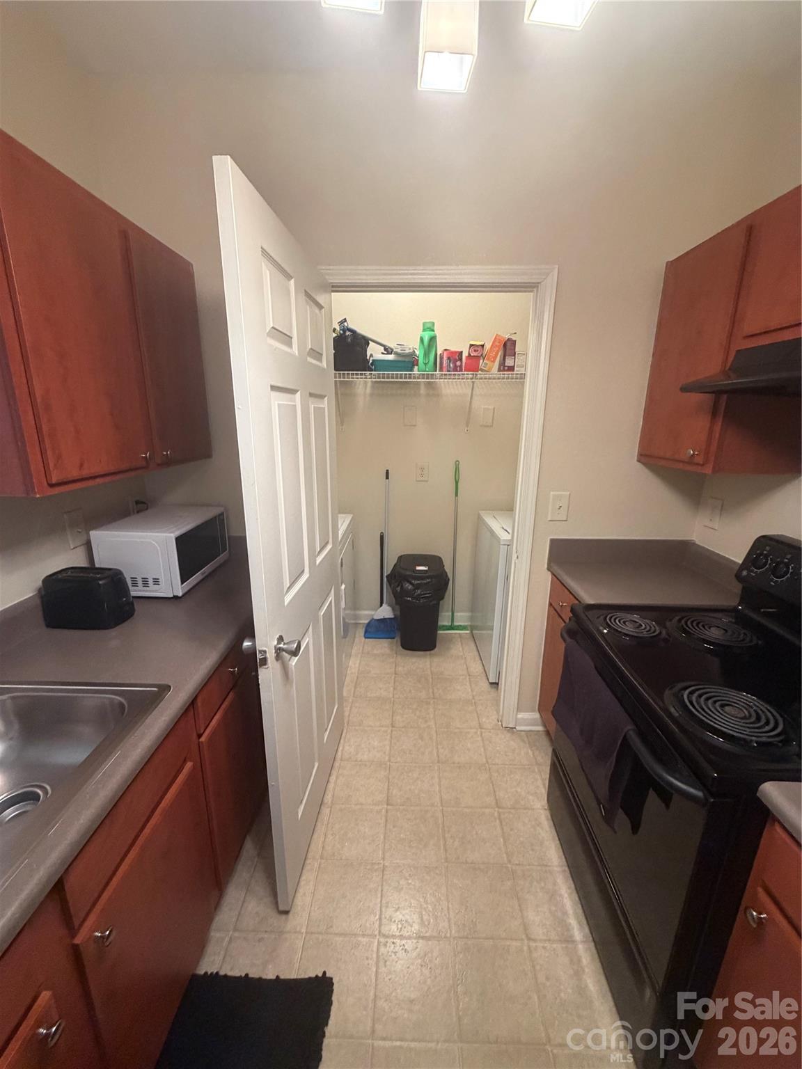 900 Vista Lake Drive Unit: 302