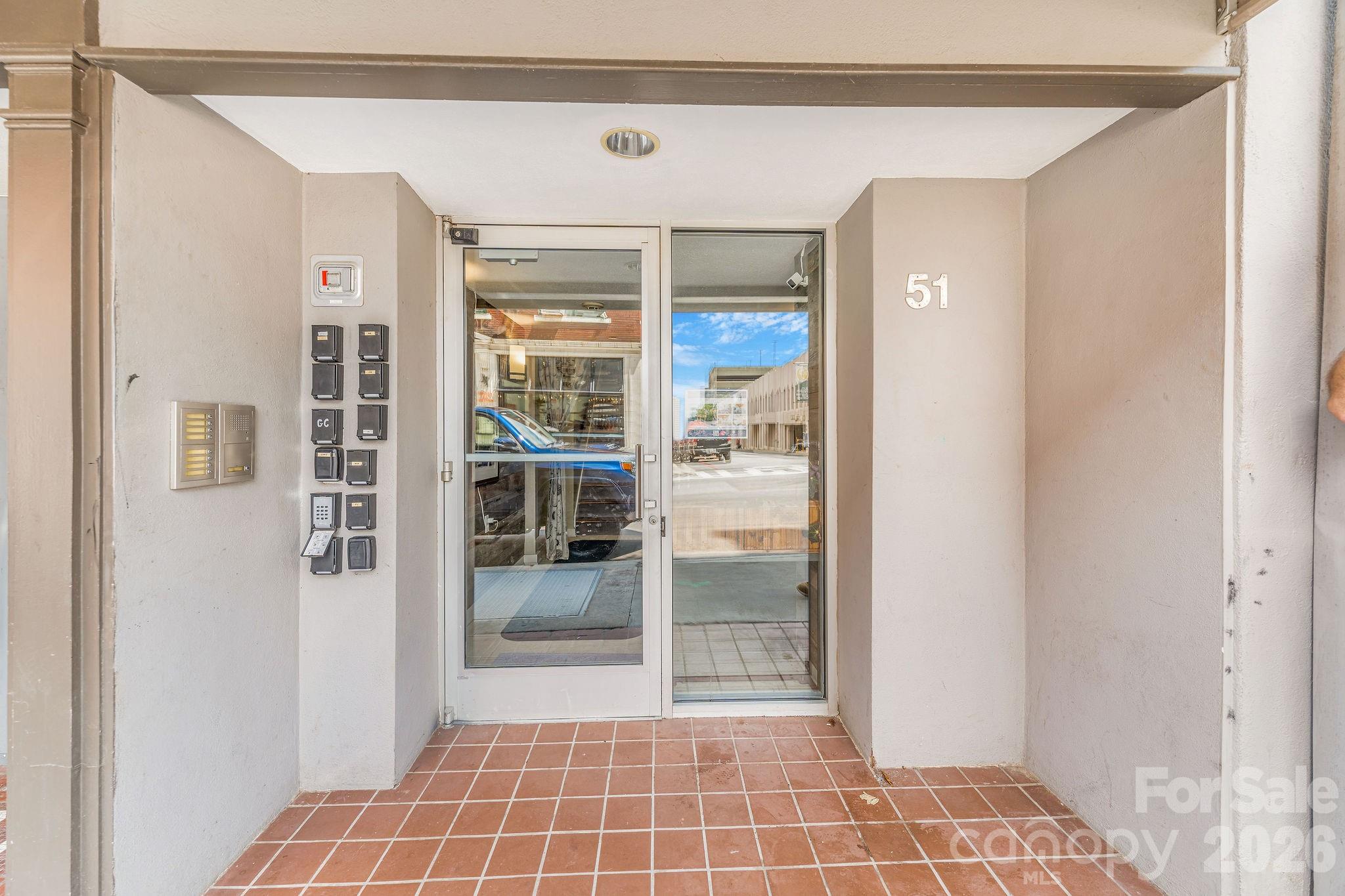 35 Patton Avenue Unit: 302