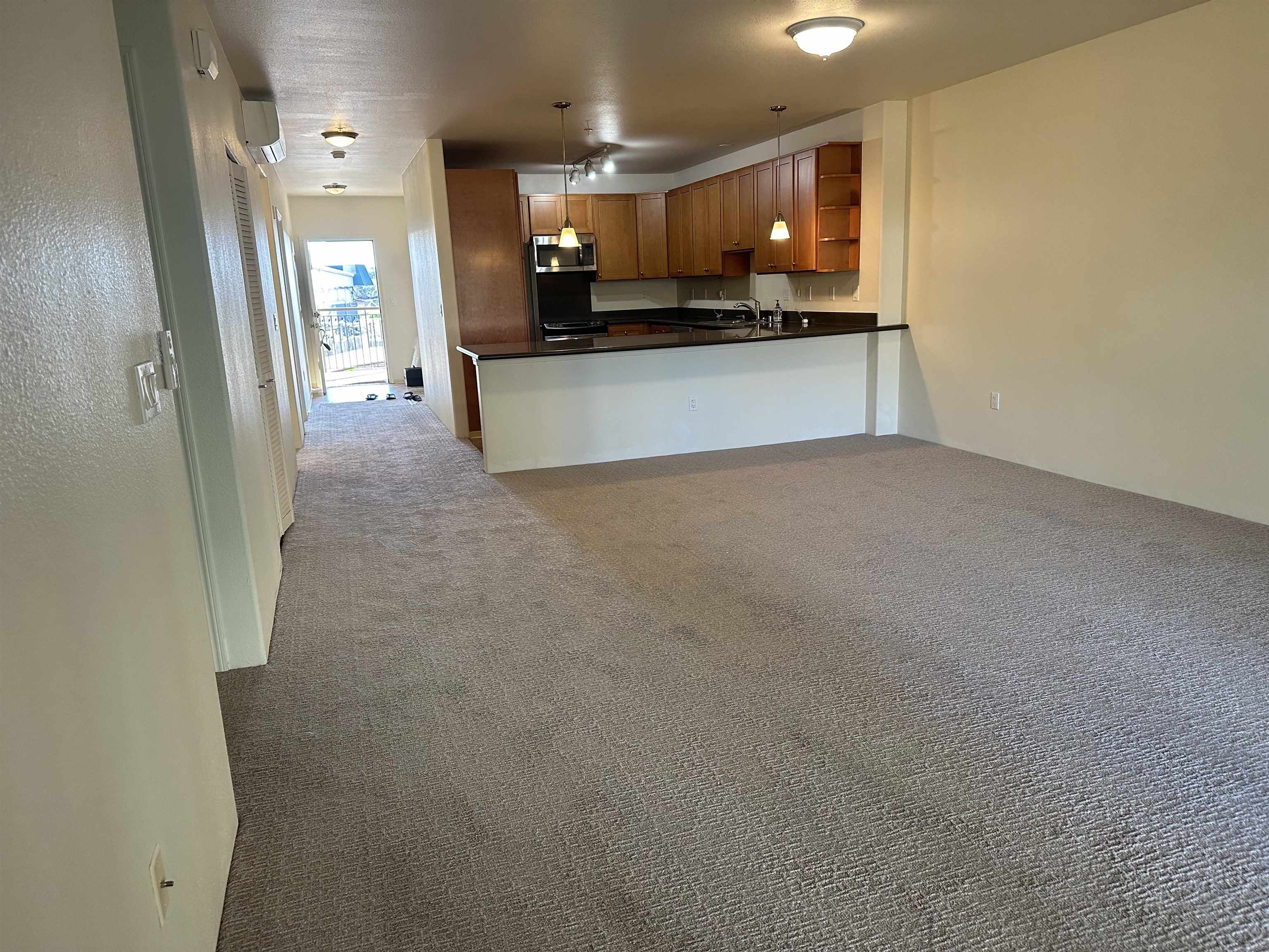 1870 Limahana Cir Unit: G203