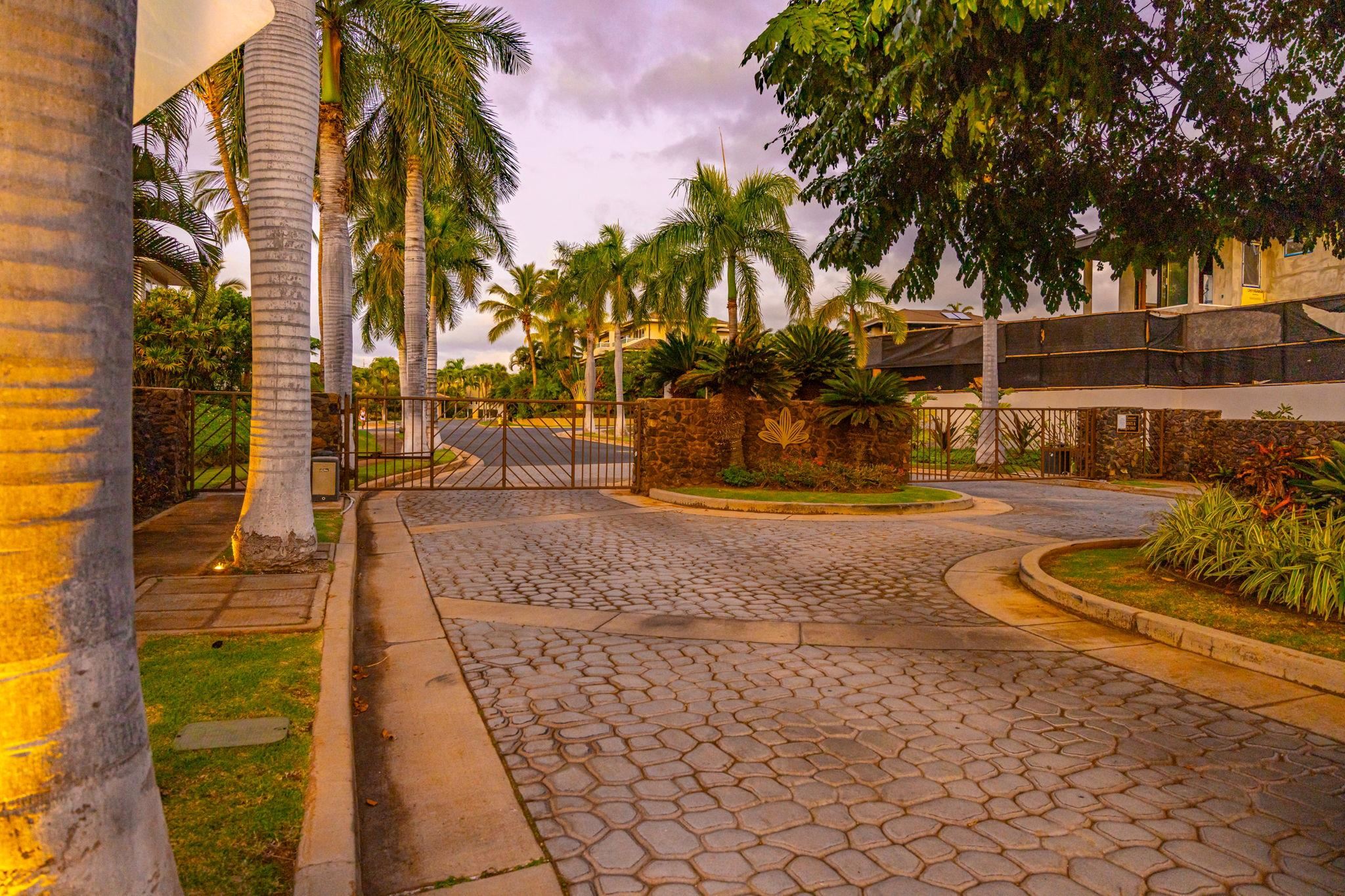 3376 E Lani Ikena Way