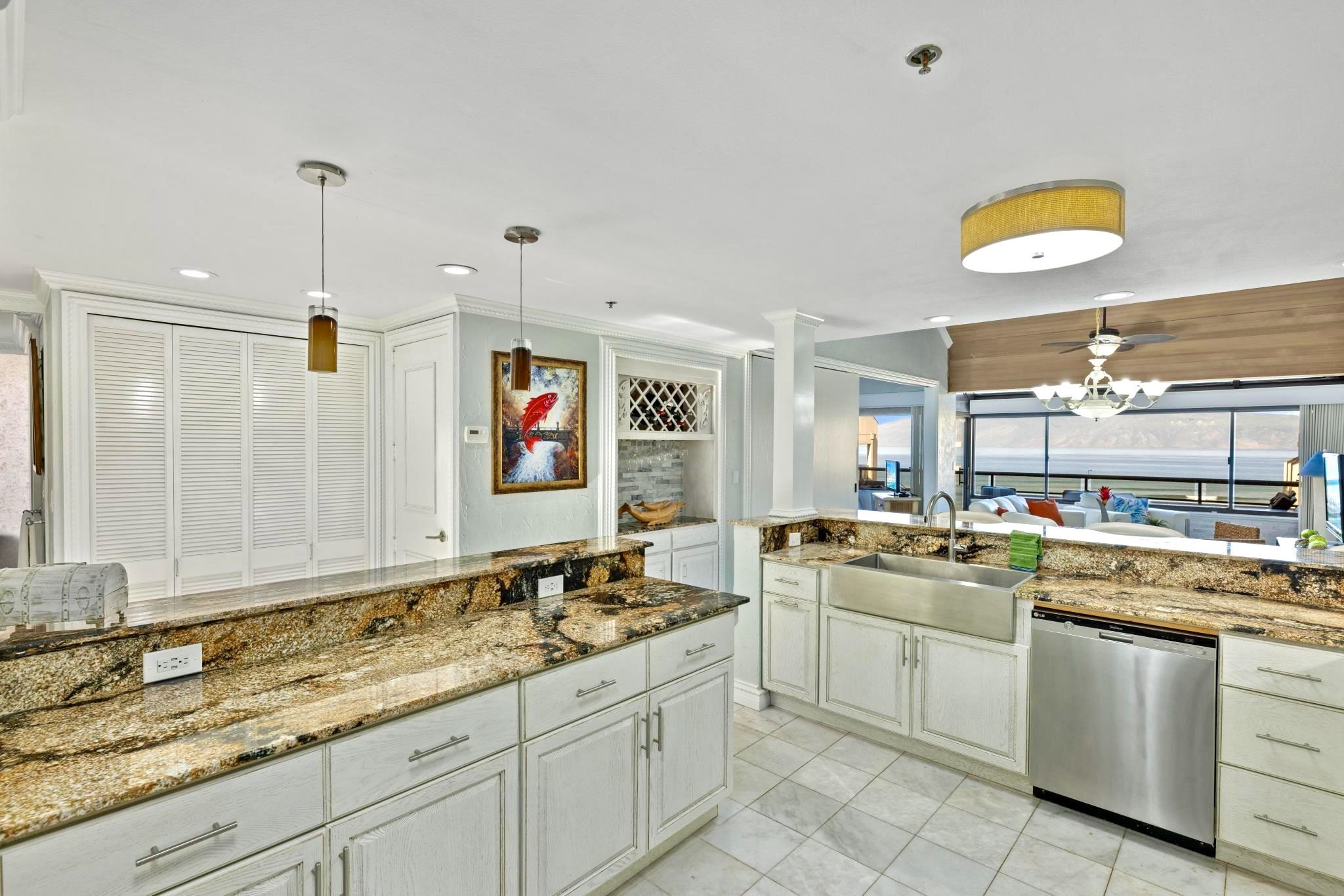 4299 Lower Honoapiilani Rd Unit: 171