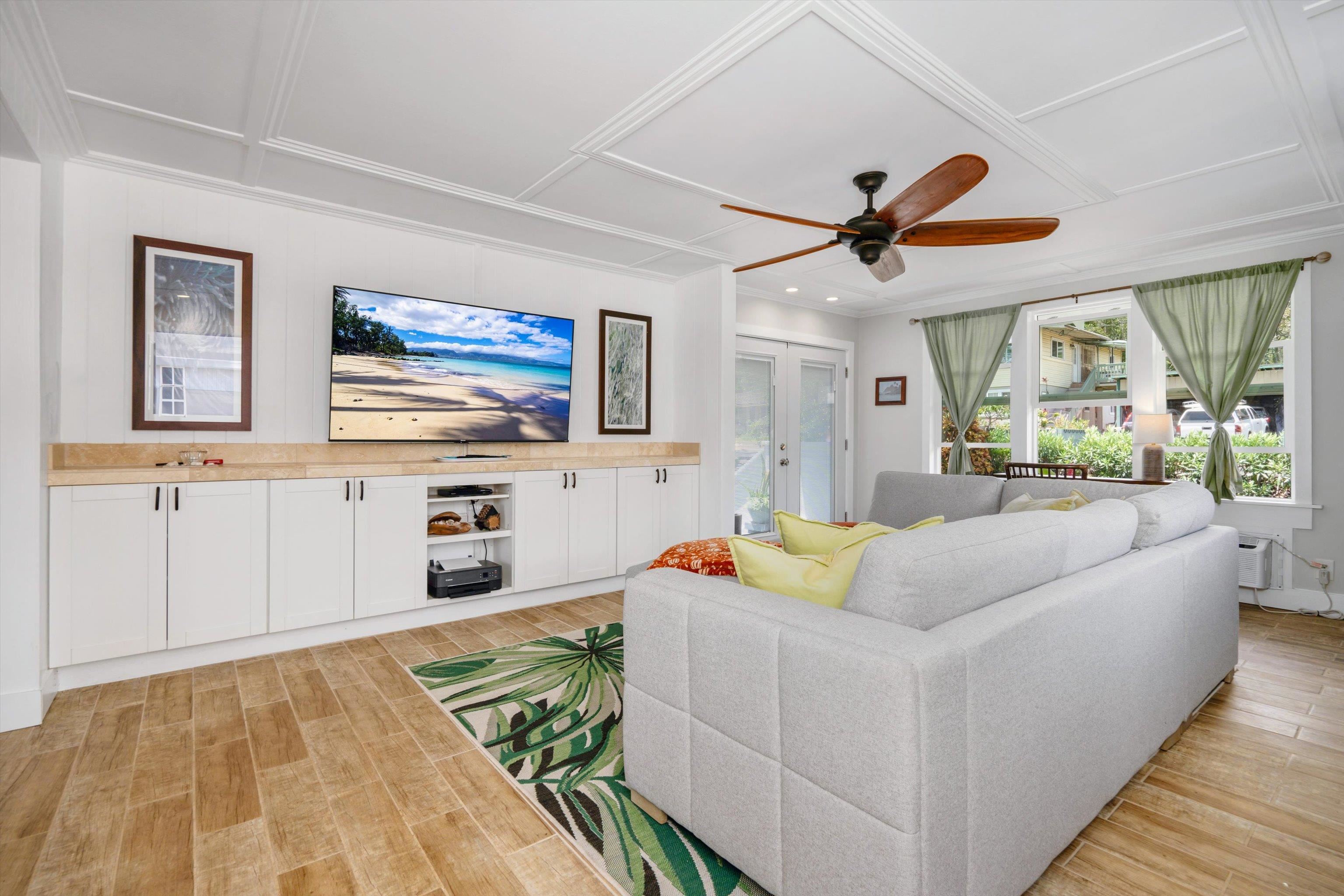2038 Kahekili Hwy