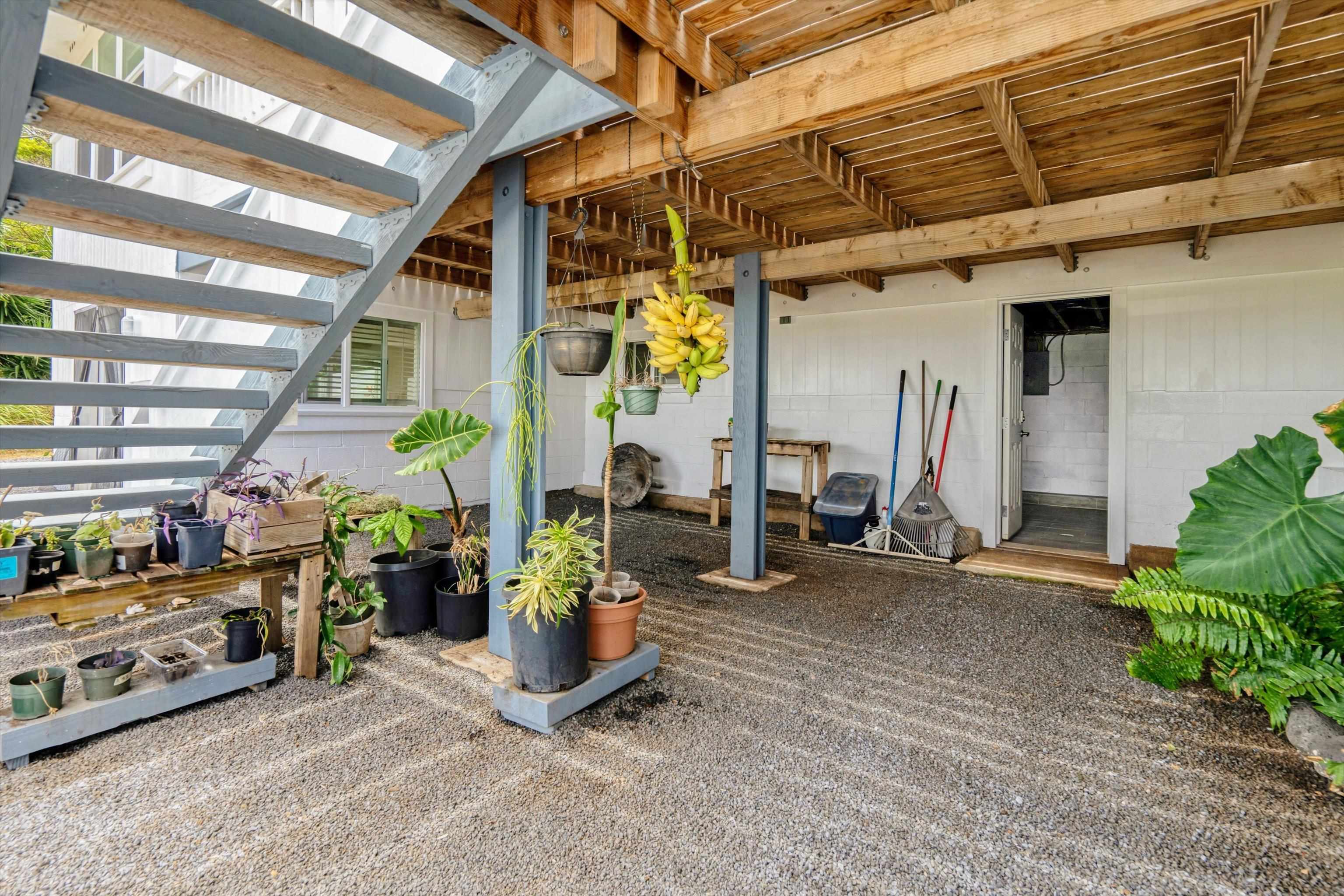 2038 Kahekili Hwy