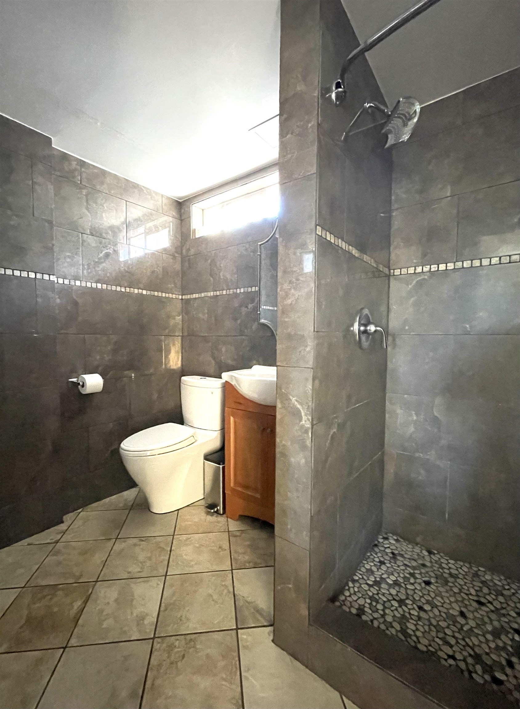 215 Aahi Pl