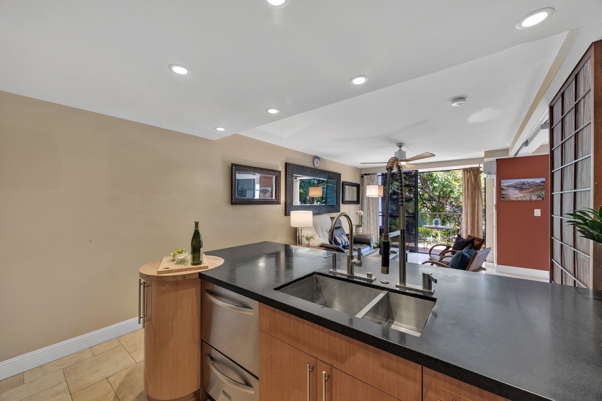 2124 AWIHI Pl Unit: 206