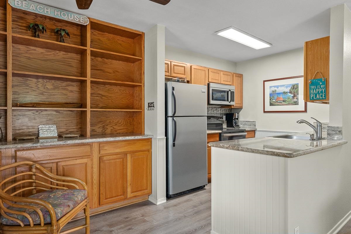 140 UWAPO Rd Unit: 39-103