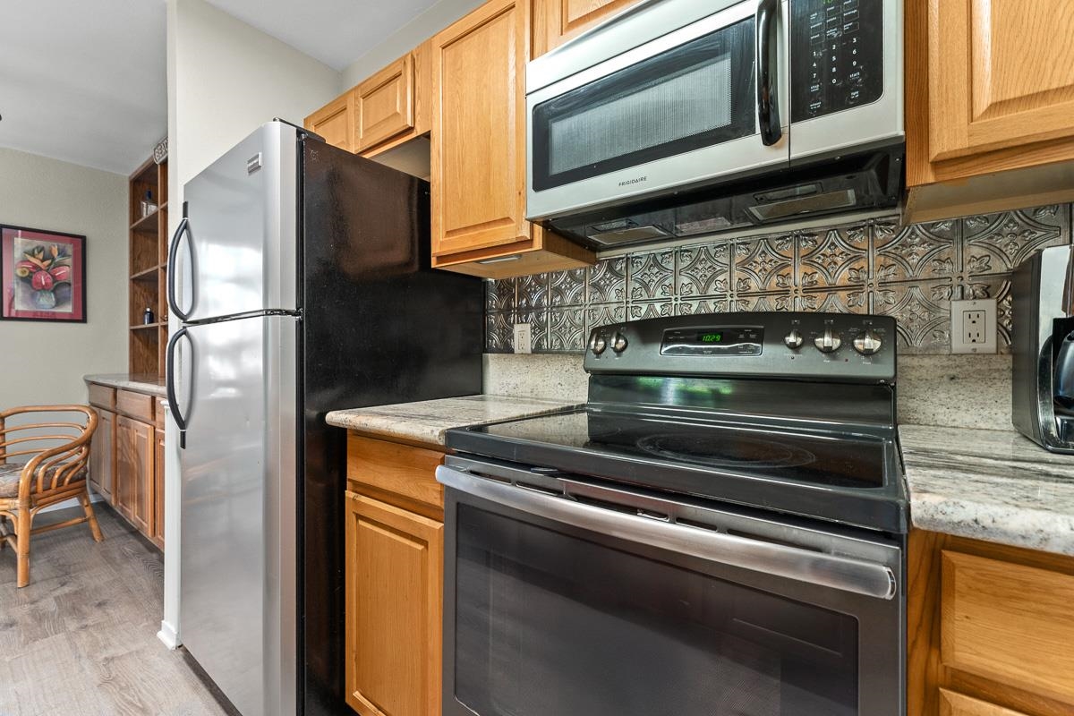 140 UWAPO Rd Unit: 39-103