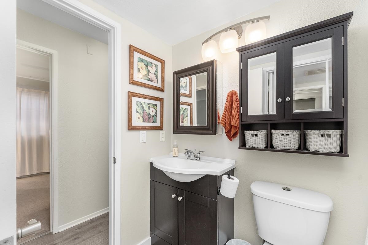 140 UWAPO Rd Unit: 39-103