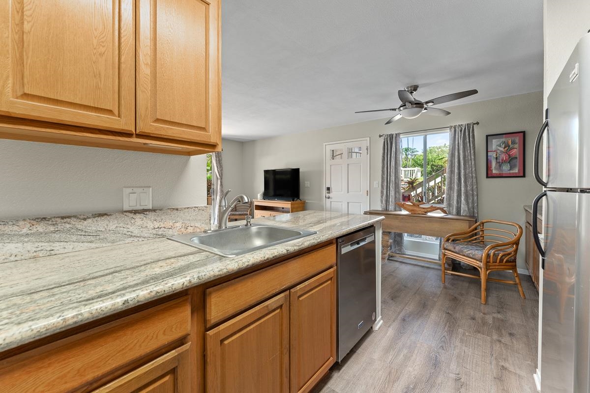 140 UWAPO Rd Unit: 39-103