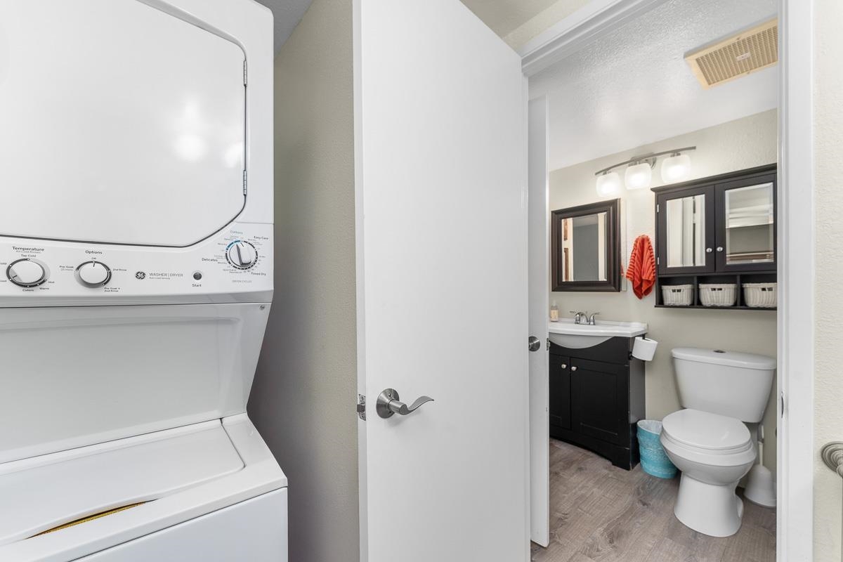 140 UWAPO Rd Unit: 39-103