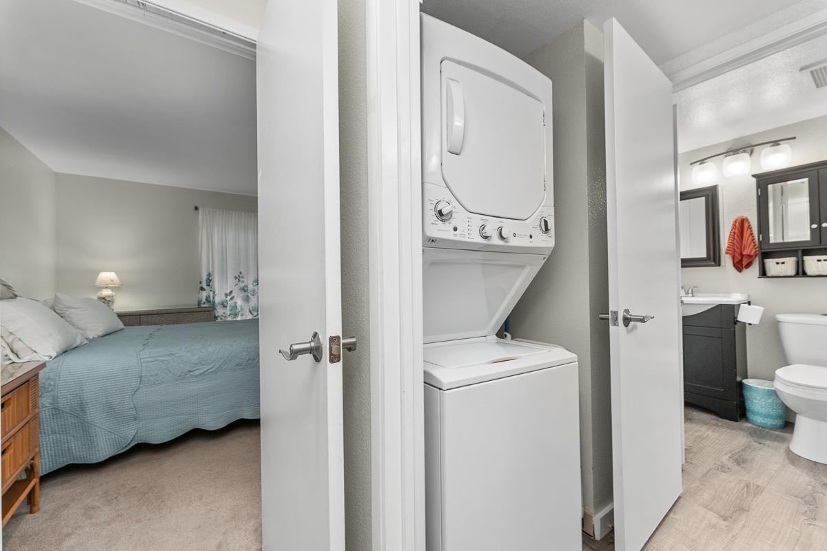 140 UWAPO Rd Unit: 39-103