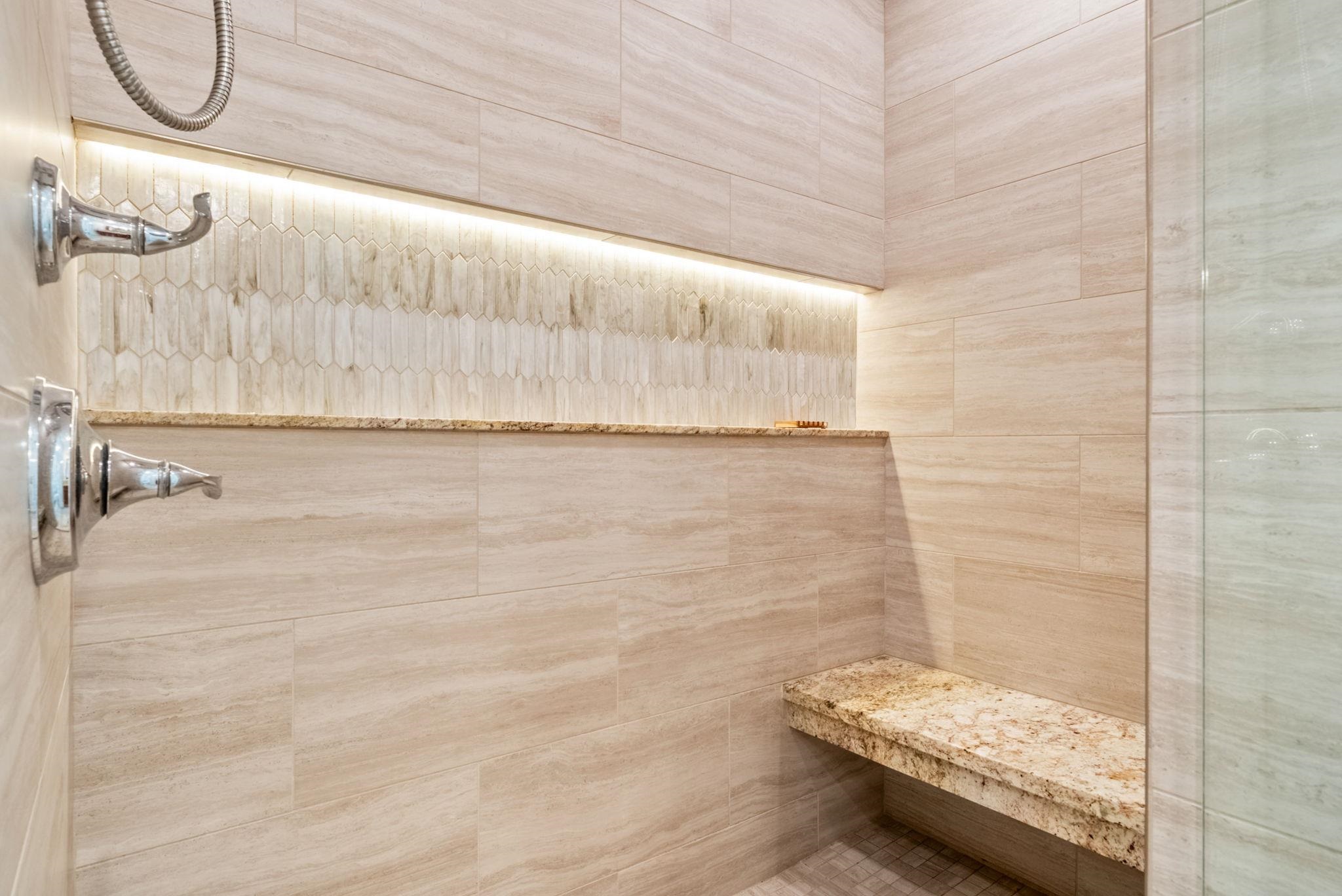 3200 WAILEA ALANUI Dr Unit: 2104