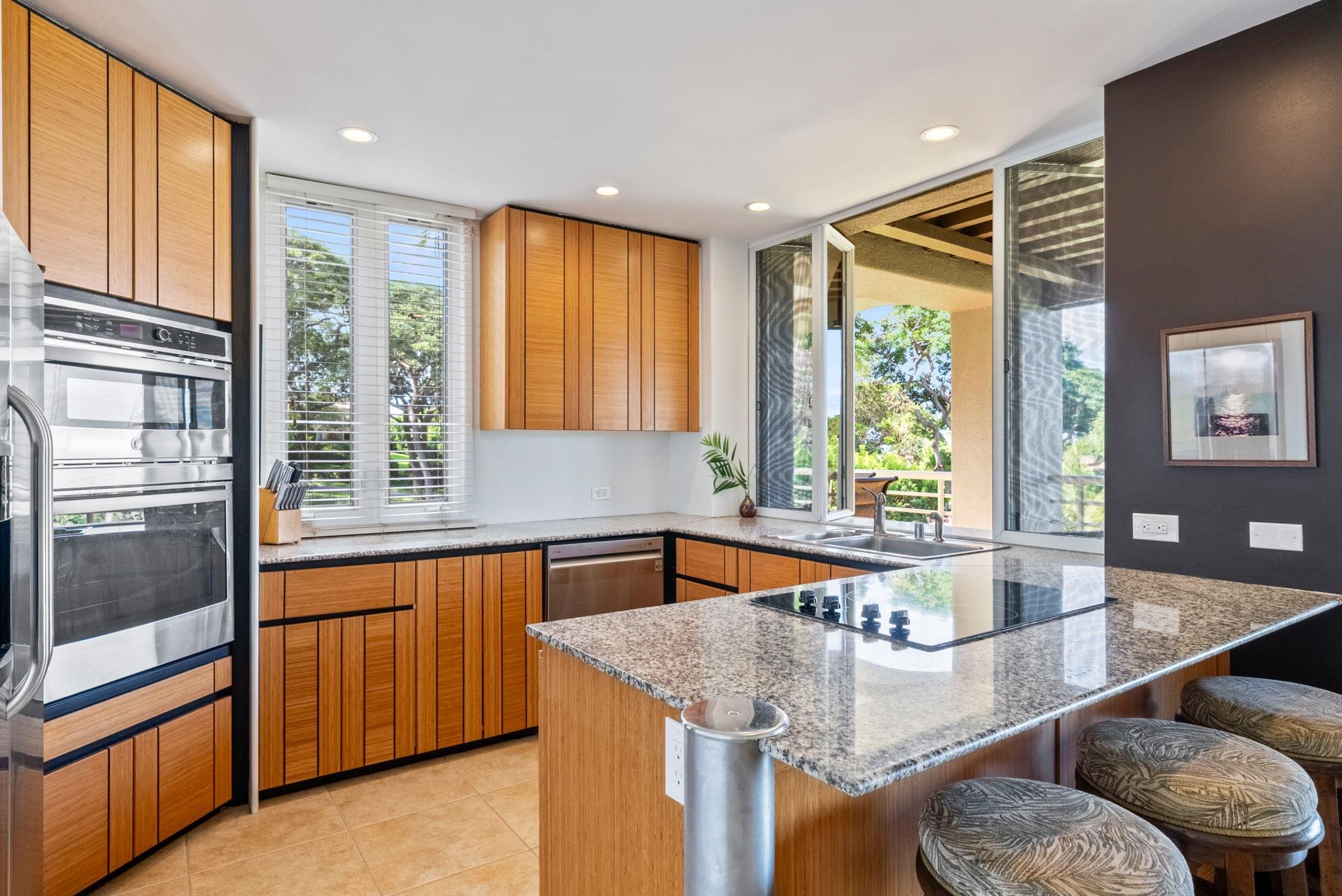 3200 WAILEA ALANUI Dr Unit: 2104