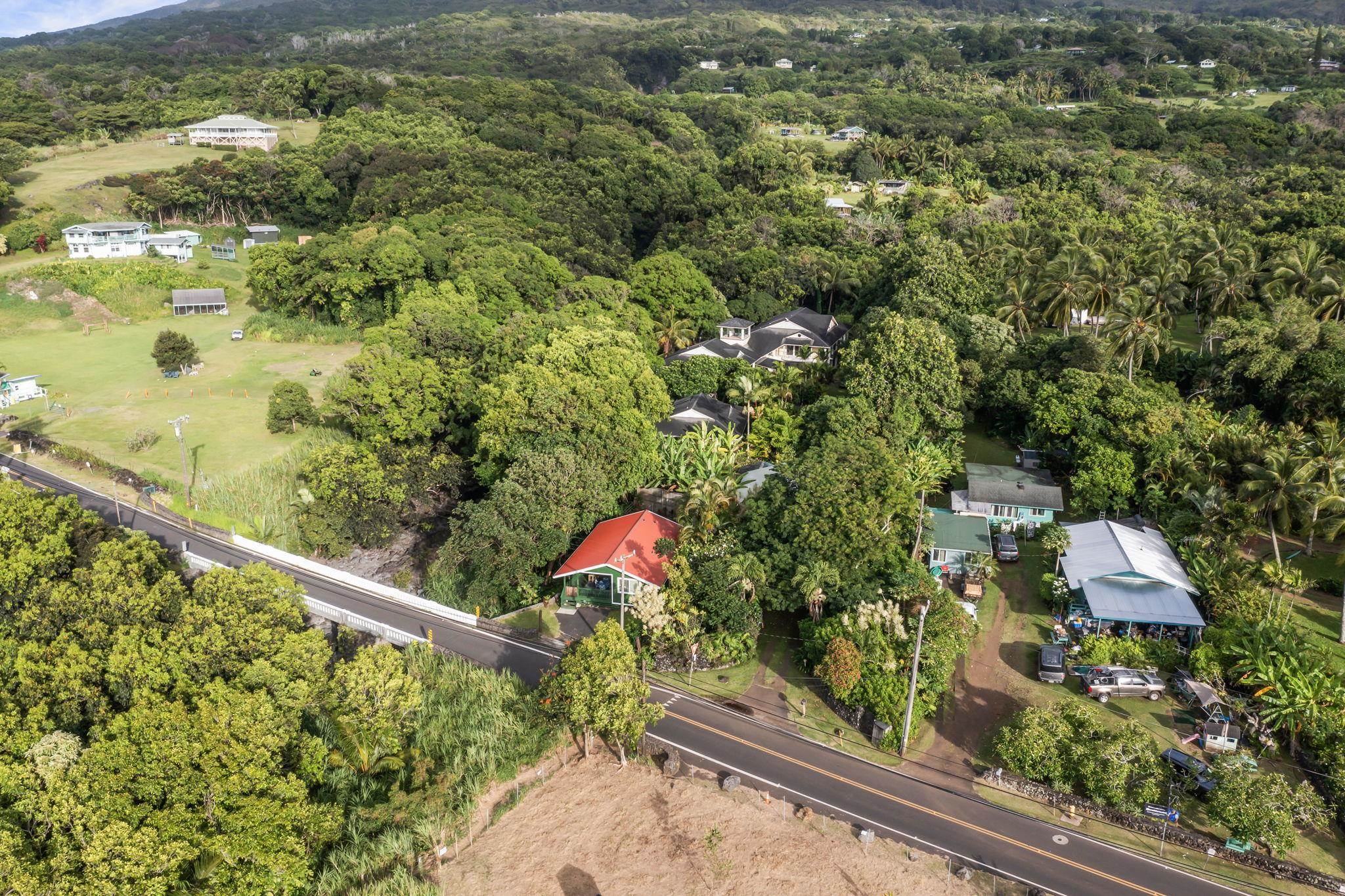 6900 Hana Hwy