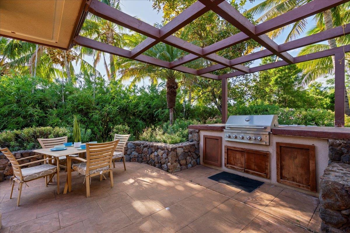 52 Lau Niu Way Unit: A