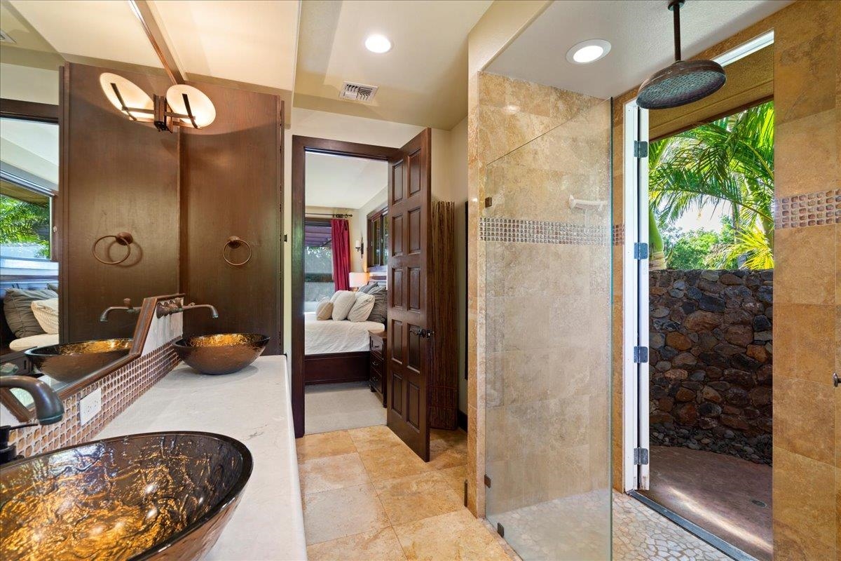 52 Lau Niu Way Unit: A