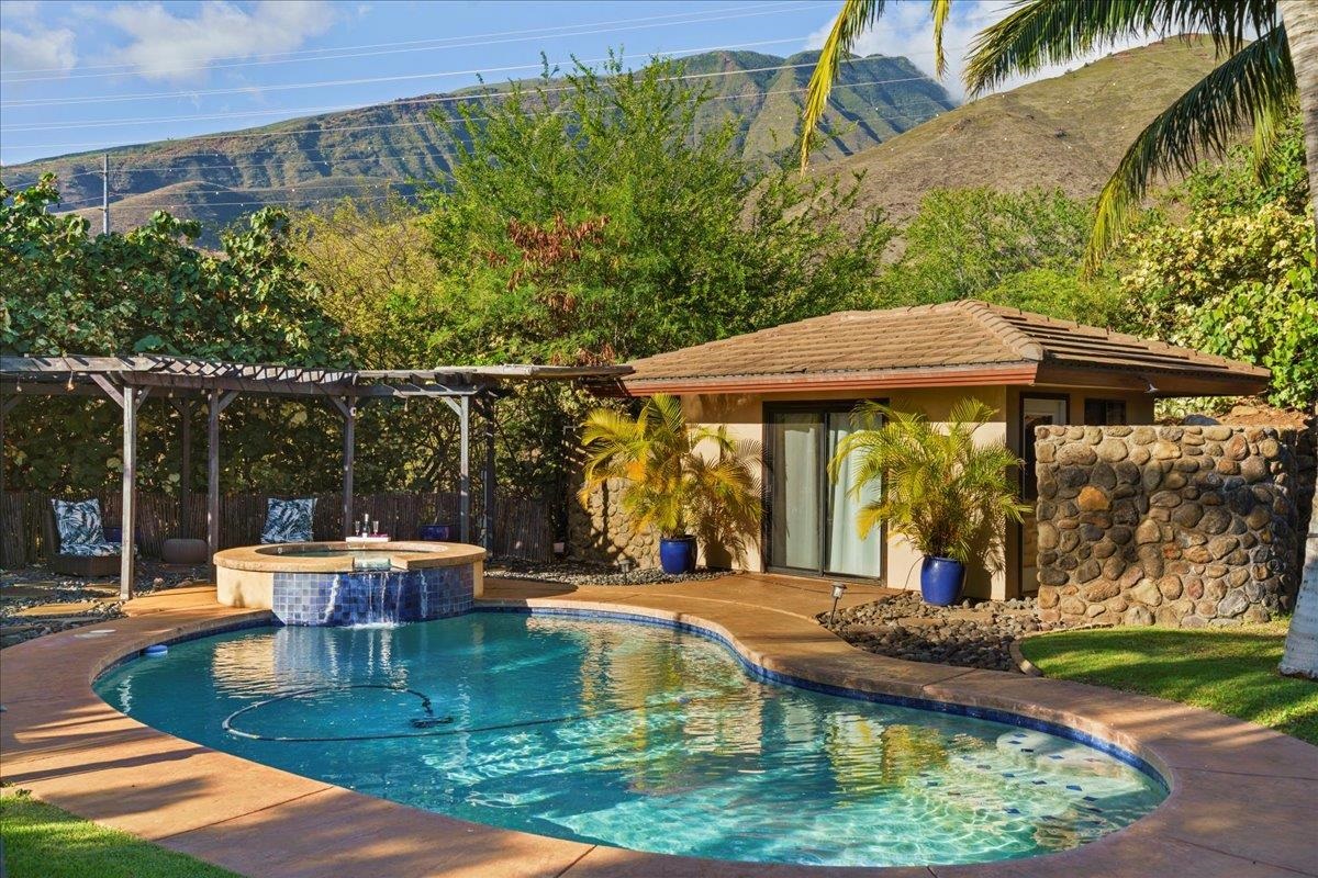 52 Lau Niu Way Unit: A