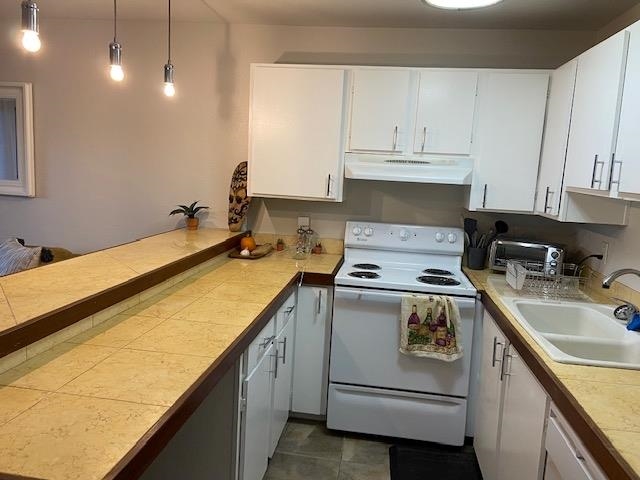 3740 Lower Honoapiilani Rd Unit: G-205