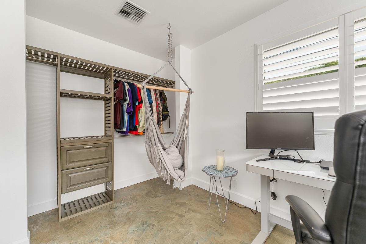 232 Kamahao Cir