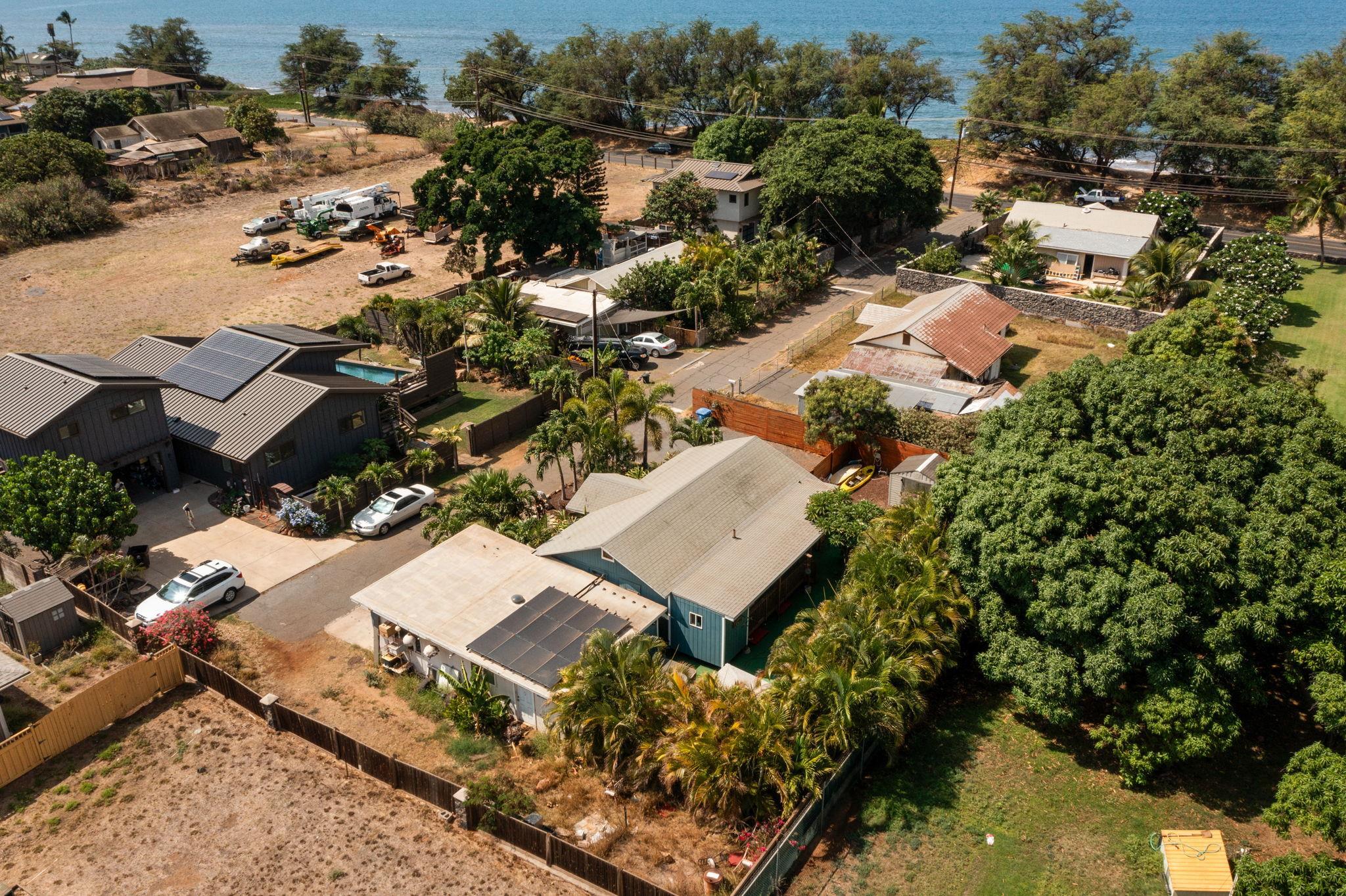 27 Nanialii Pl