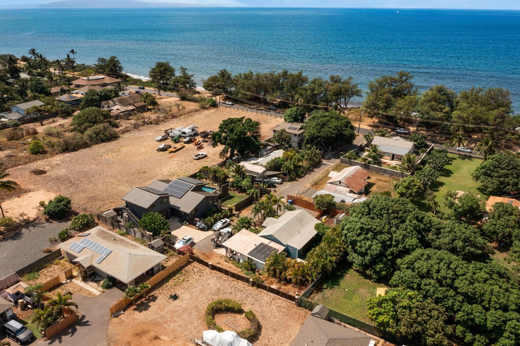 27 Nanialii Pl