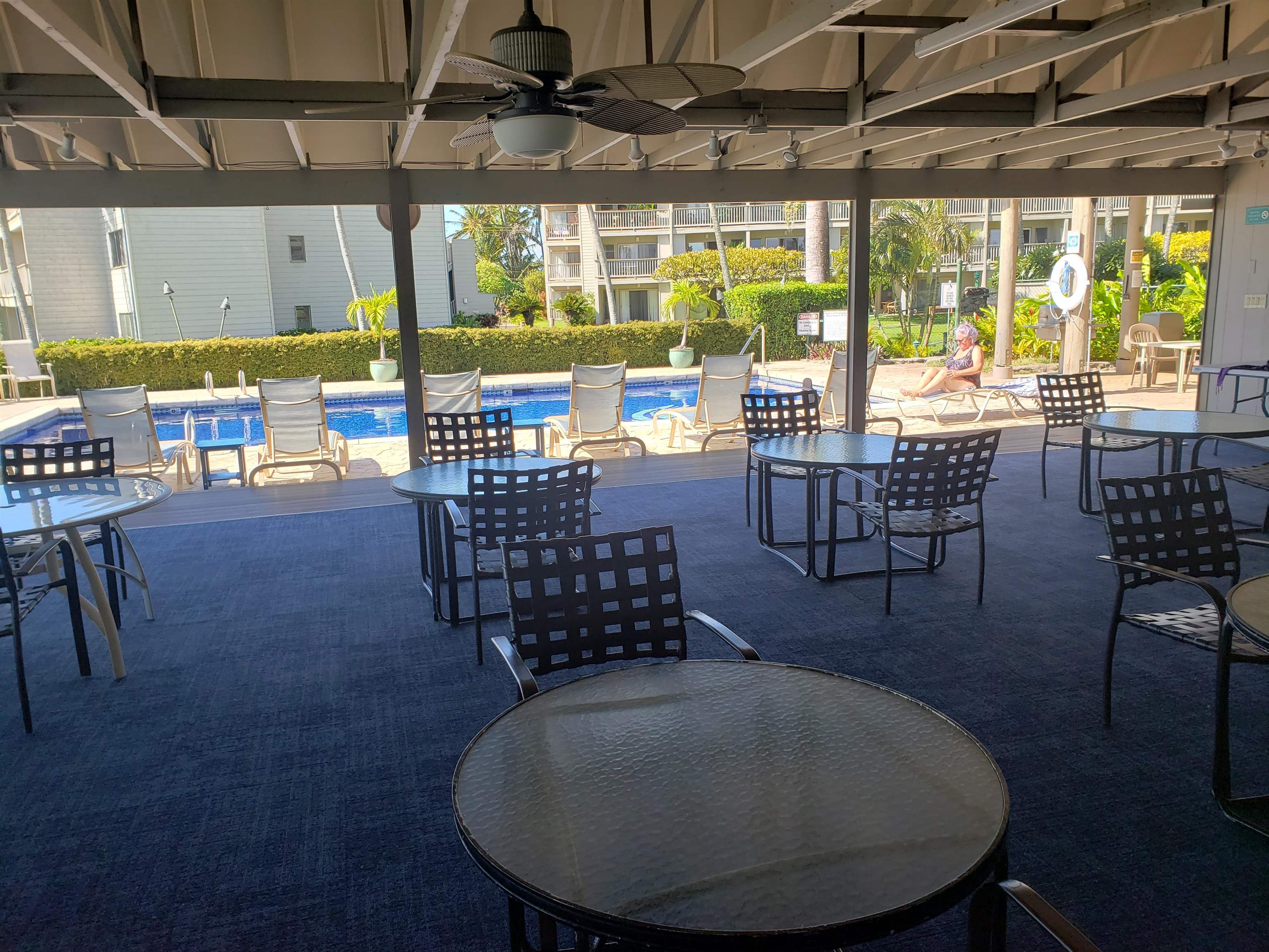 7142 Kahmehameha V Hwy Unit: B102