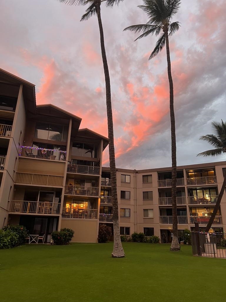 70 HAUOLI St Unit: 404