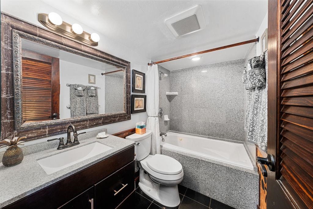 70 HAUOLI St Unit: 404