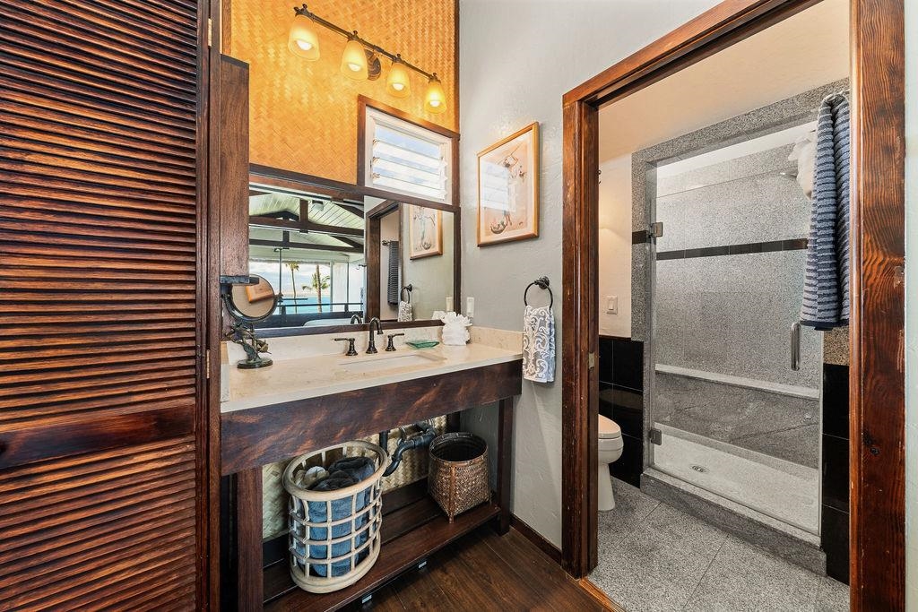70 HAUOLI St Unit: 404