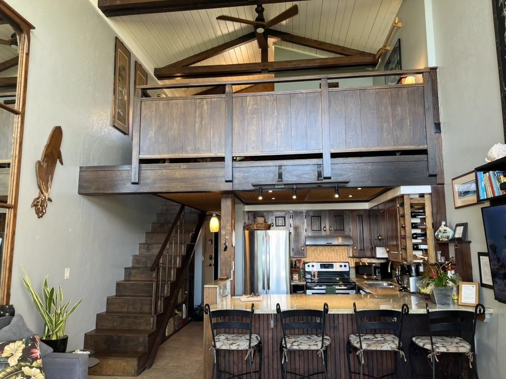 70 HAUOLI St Unit: 404