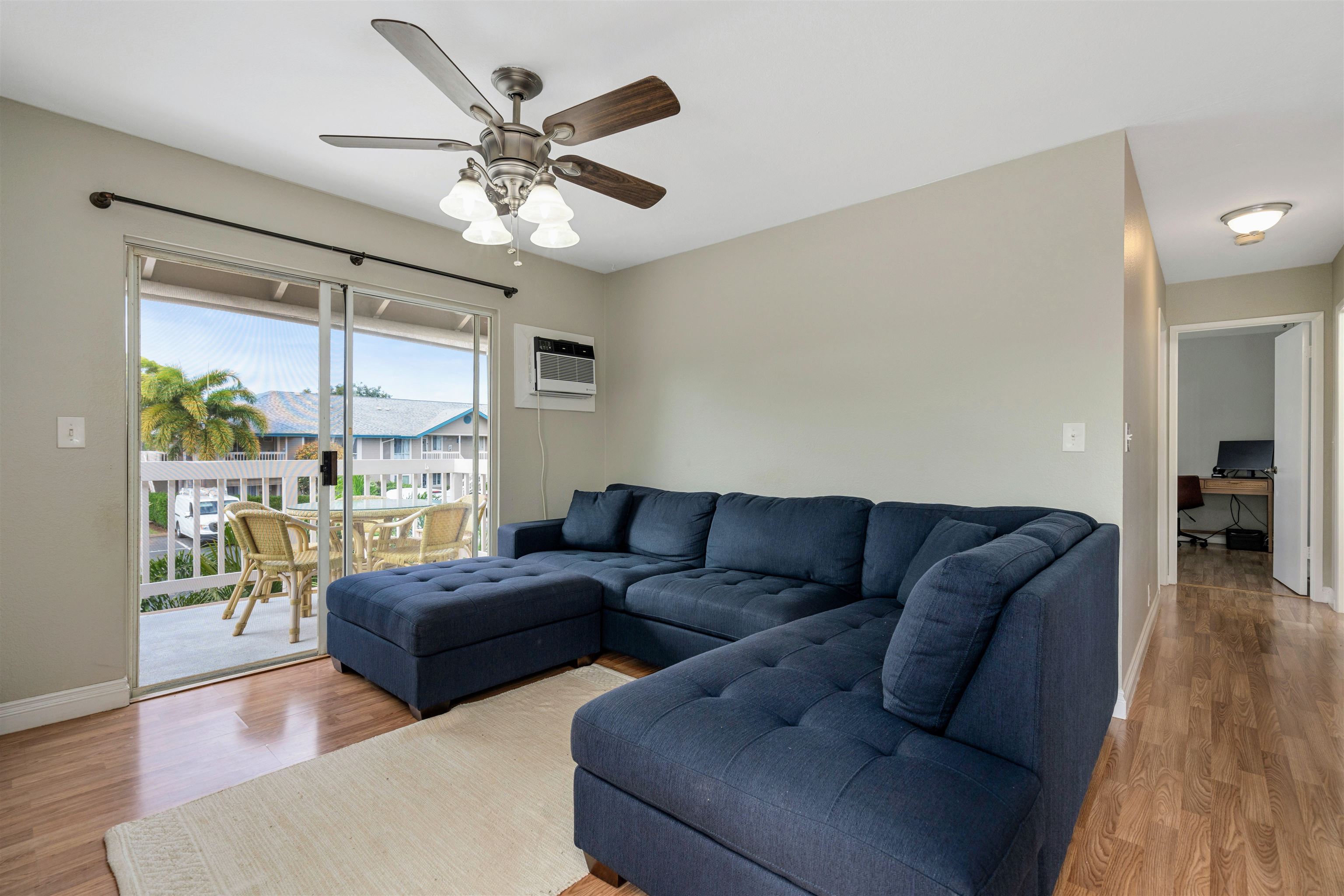 480 Kenolio Rd Unit: 11-206