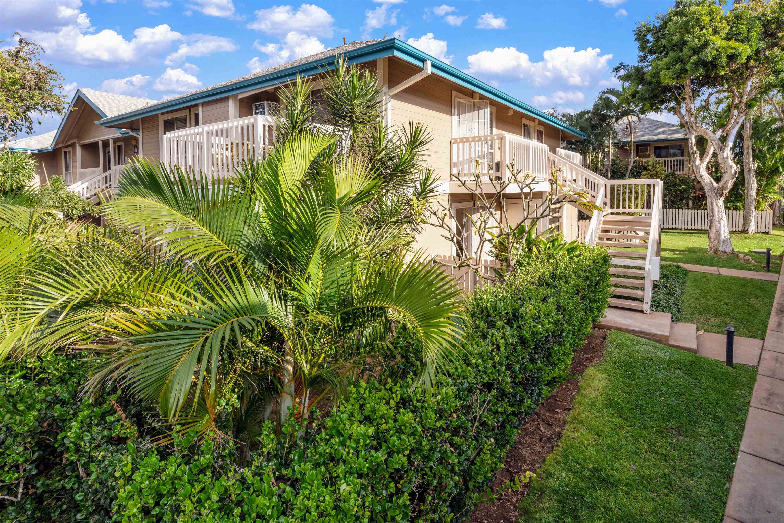 480 Kenolio Rd Unit: 11-206