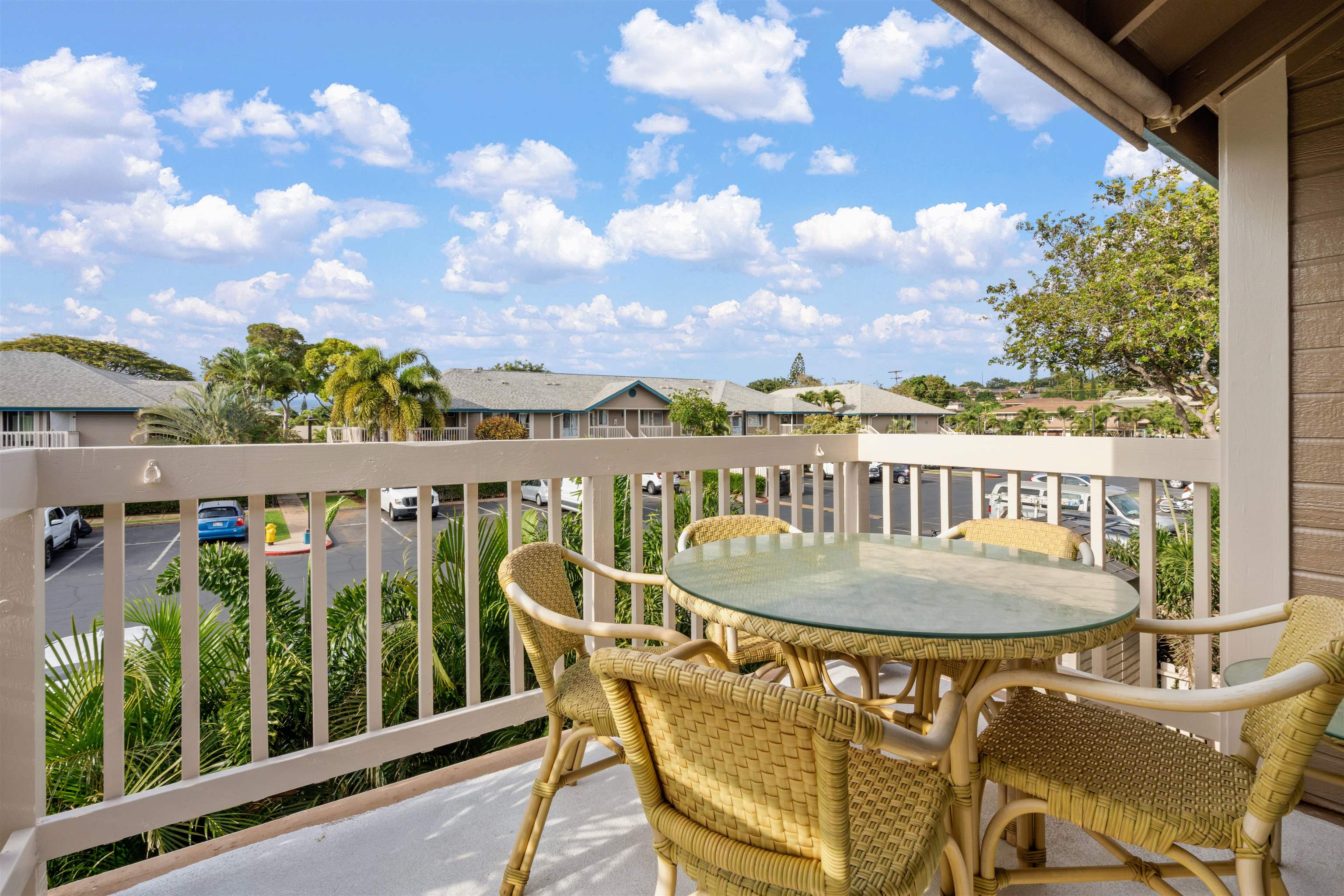 480 Kenolio Rd Unit: 11-206