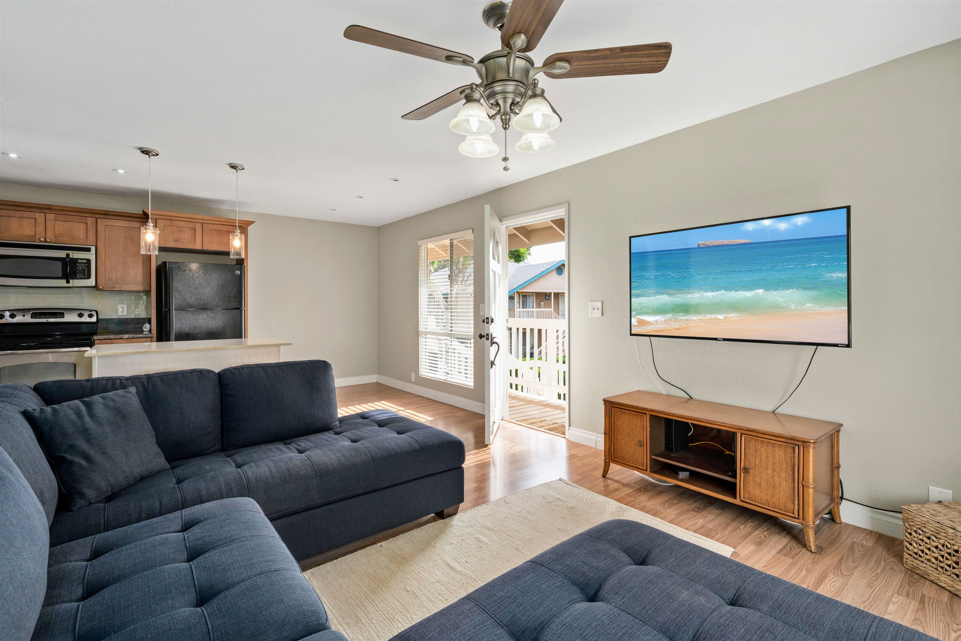 480 Kenolio Rd Unit: 11-206