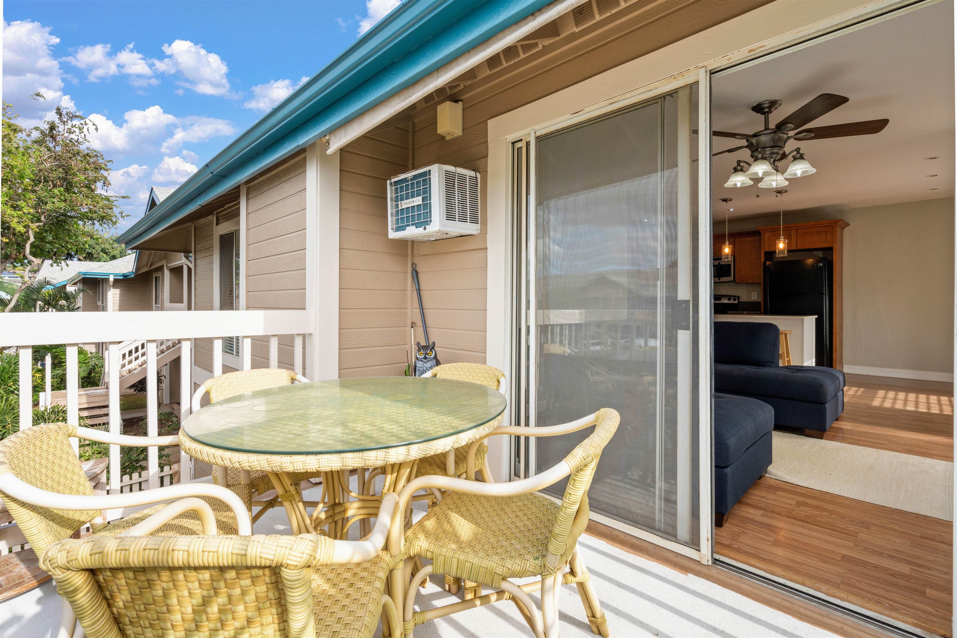 480 Kenolio Rd Unit: 11-206